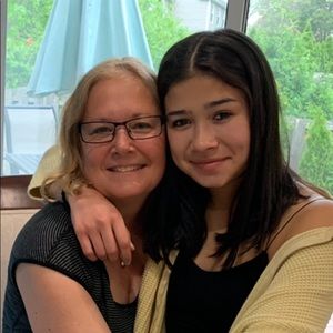 Meet your Posher, Lynda